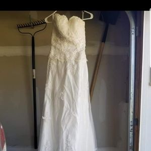 Size 2 wedding dress